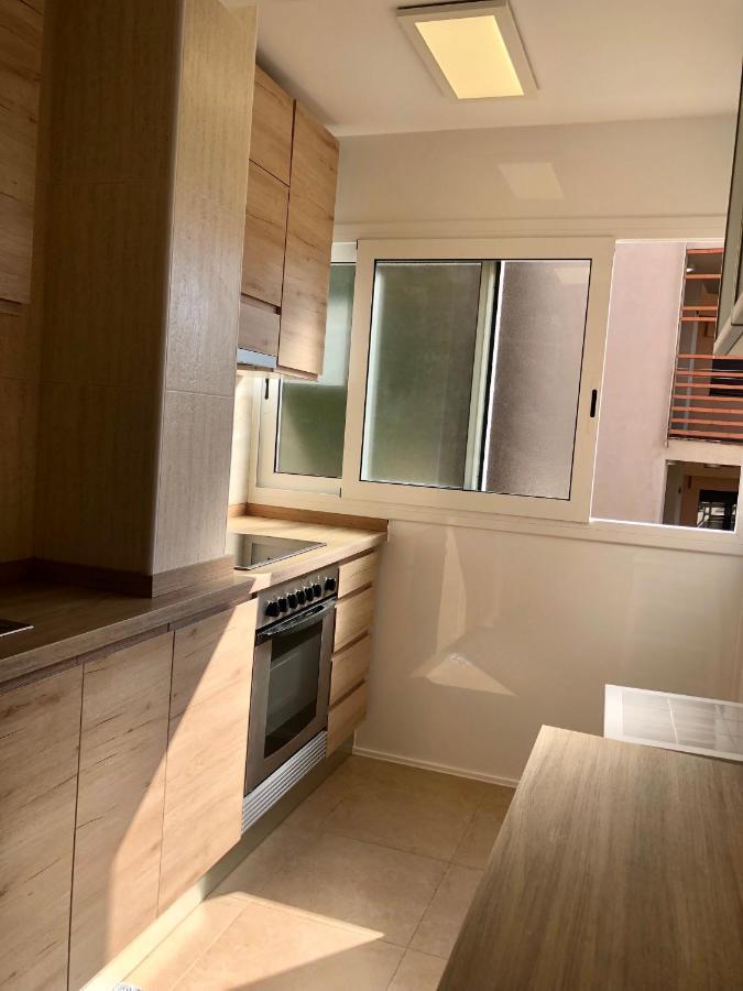 Familia, Amigos Y Playa Apartment Salou Bagian luar foto